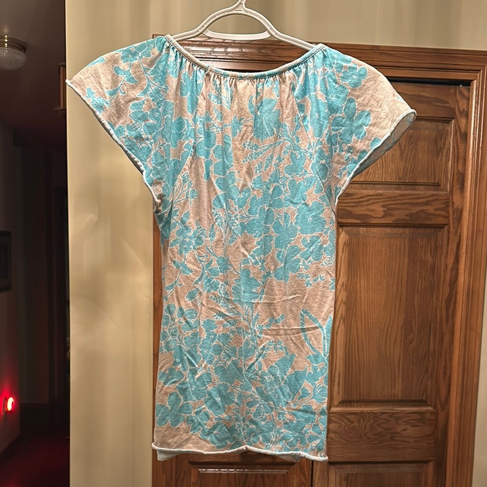Old Navy Floral Top - Picture 3 of 3